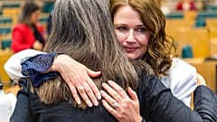 Ex-modelos e membros do sistema judicial e legislativo forneceram pistas sobre o combate à violência contra as mulheres