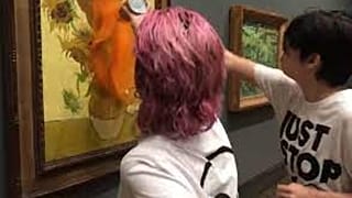 Экоактивистки в Лондонской национальной галерее