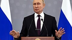 El presidente Vladímir Putin en Astaná, Kazajistán, participando en una cumbre de la Comunidad de Estados Independientes (CEI). El 14 de octubre de 2022.