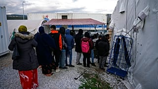 Midili Adası'ndaki Karatepe Mülteci Kampı