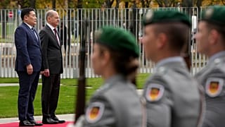 Almanya Başbakanı Scholz ile Moğolistan Başbakanı Luvsannamsrai Oyun-Erdene