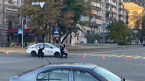 "Der Feind kann unsere Städte angreifen, aber er wird nicht in der Lage sein, uns zu brechen", sagte Wolodymyr Selenskyj.