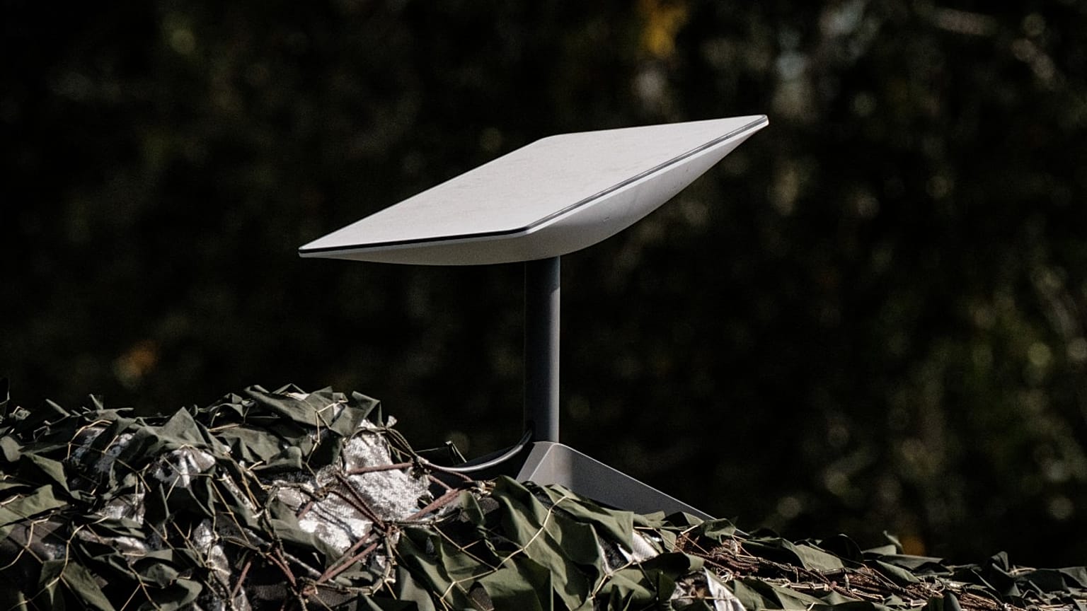 Starlink-Antenne in Isjum