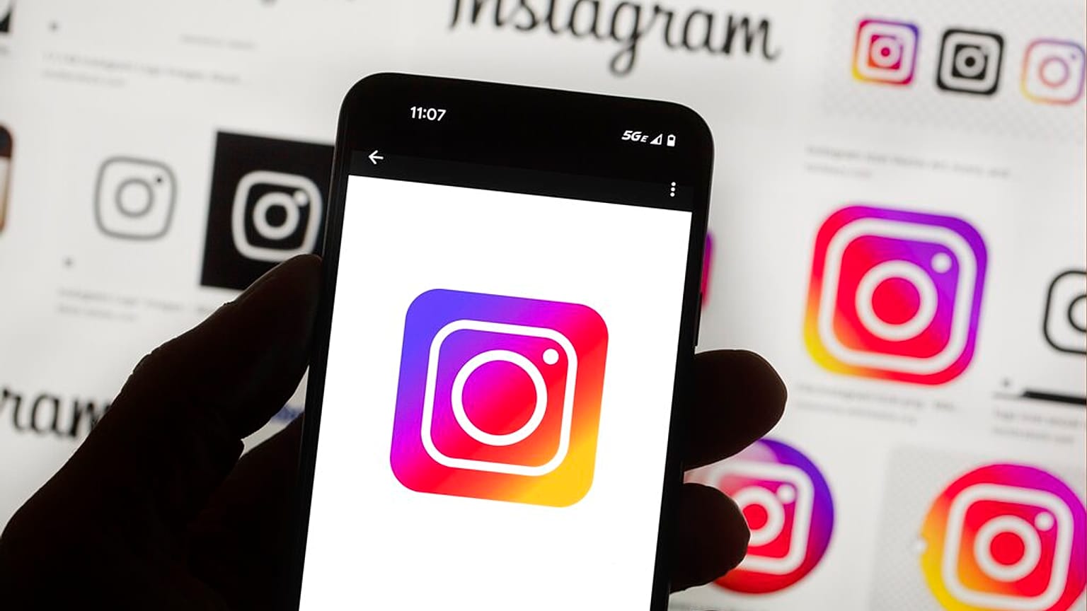 Meta is rolling out new messaging features on its social media platform Instagram, making it look more like WhatsApp than your usual DMs.