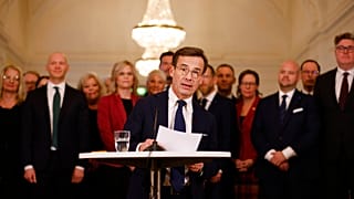 Başbakan Ulf Kristersson bir basın toplantısıyla yeni kabine üyelerini açıkladı