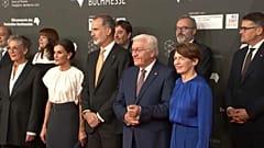 Los reyes de España, Felipe VI y Letizia, junto al presidente de Alemania Frank-Walter Steinmeier y su mujer, Elke Büdenbender