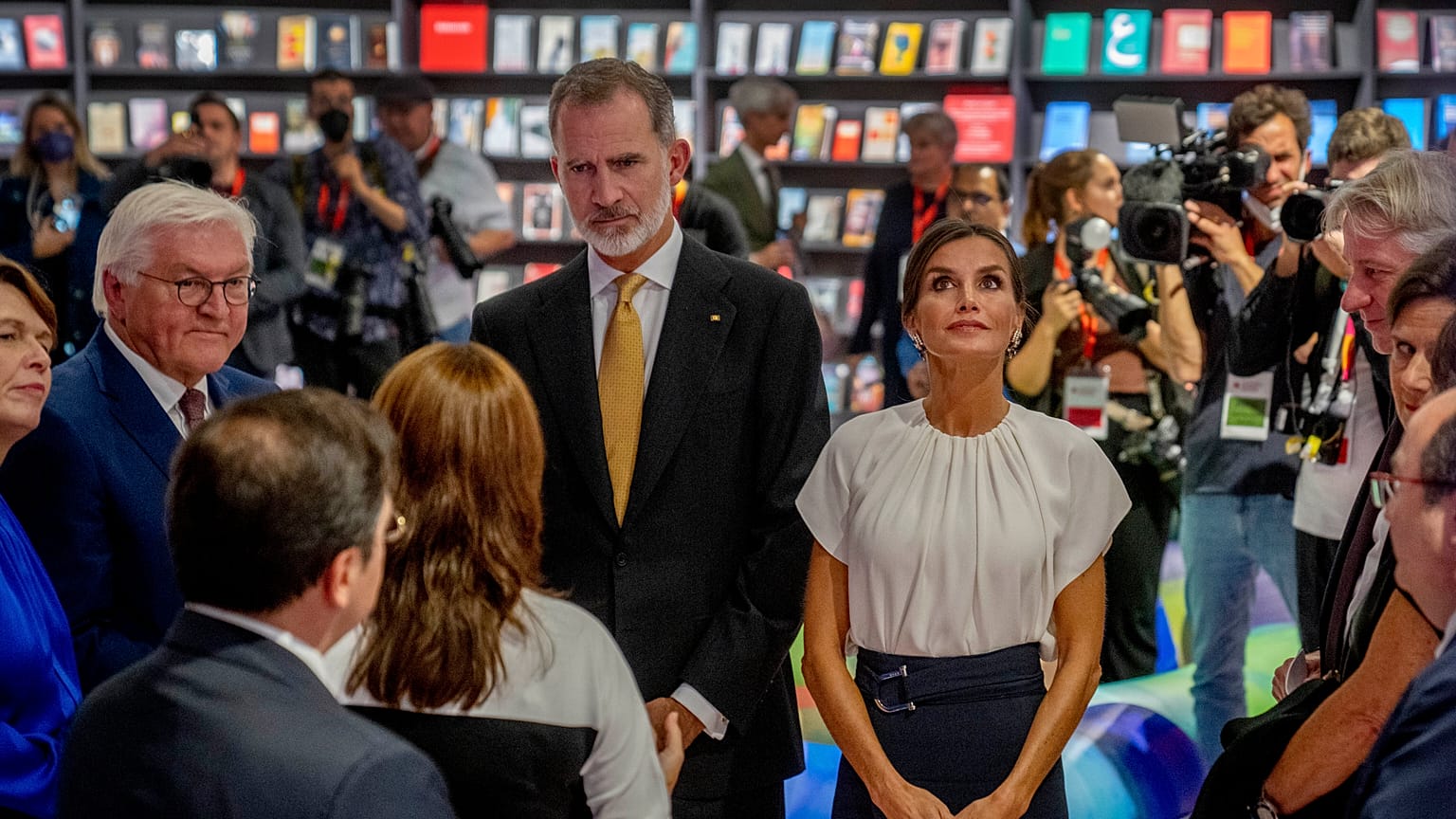 Das spanische Königspaar bei der Eröffnung der Messe