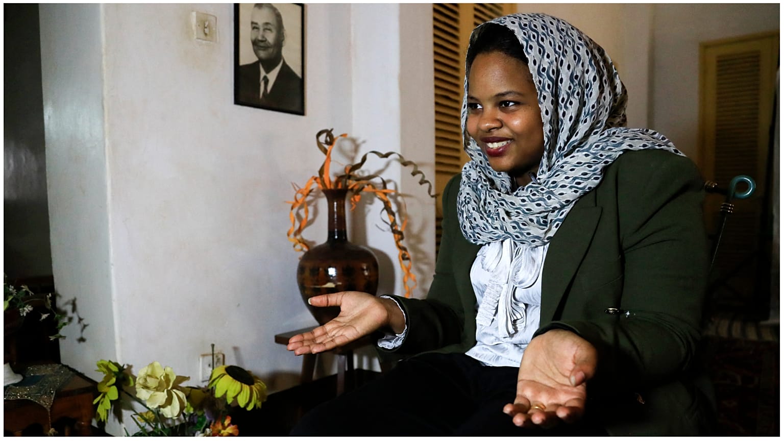 الناشطة السودانية نسرين الصائم 