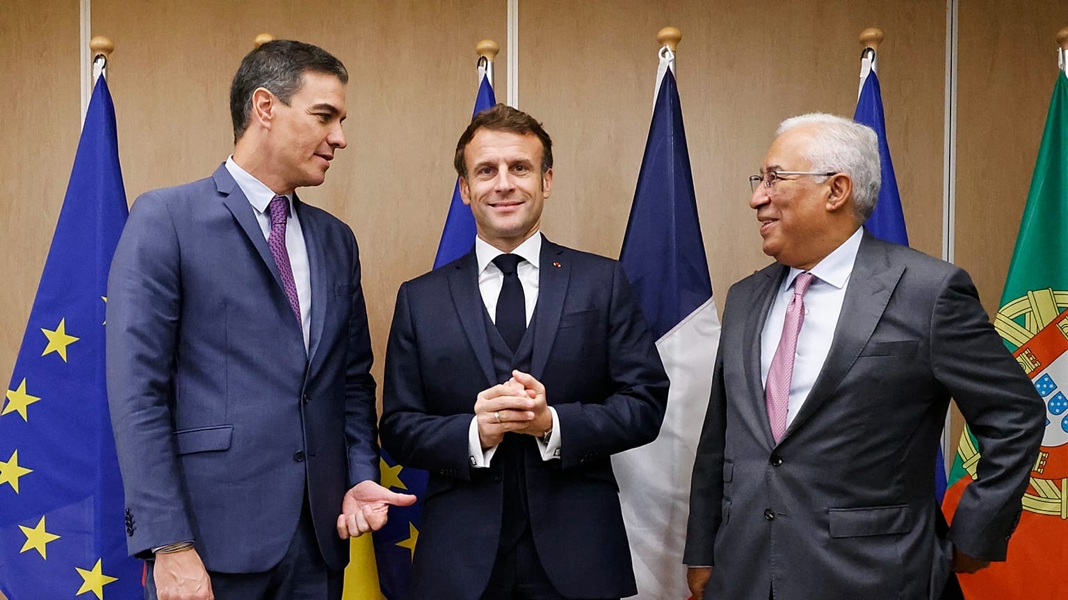 The new energy deal was announced by Pedro Sanchez, Emmanuel Macron and Antonio Costa.