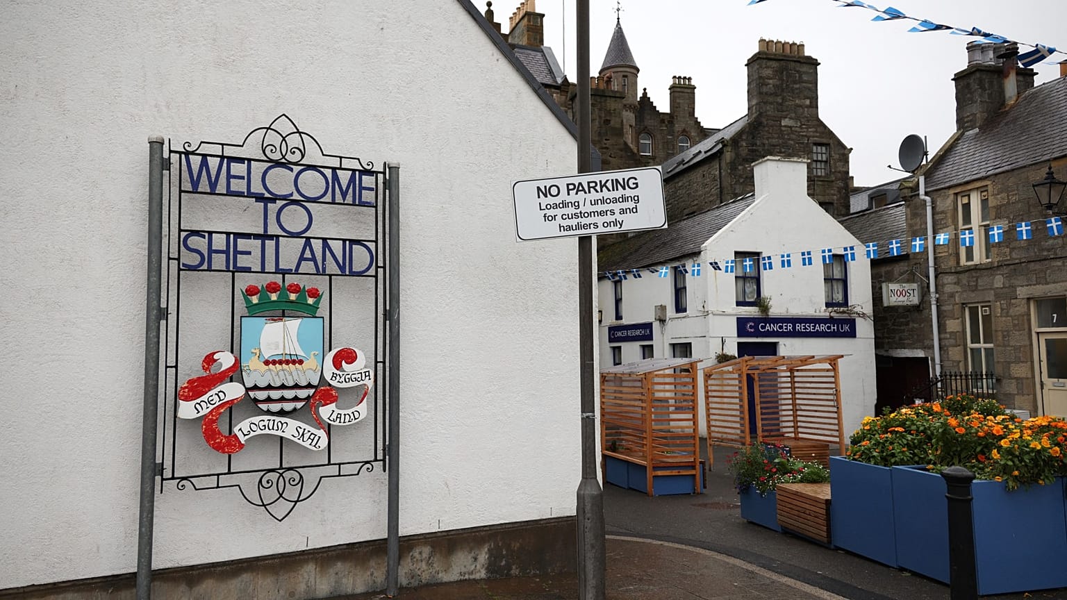 Archives : vue d'une rue de Lerwick, "capitale" des Shetland, le 9 septembre 2021