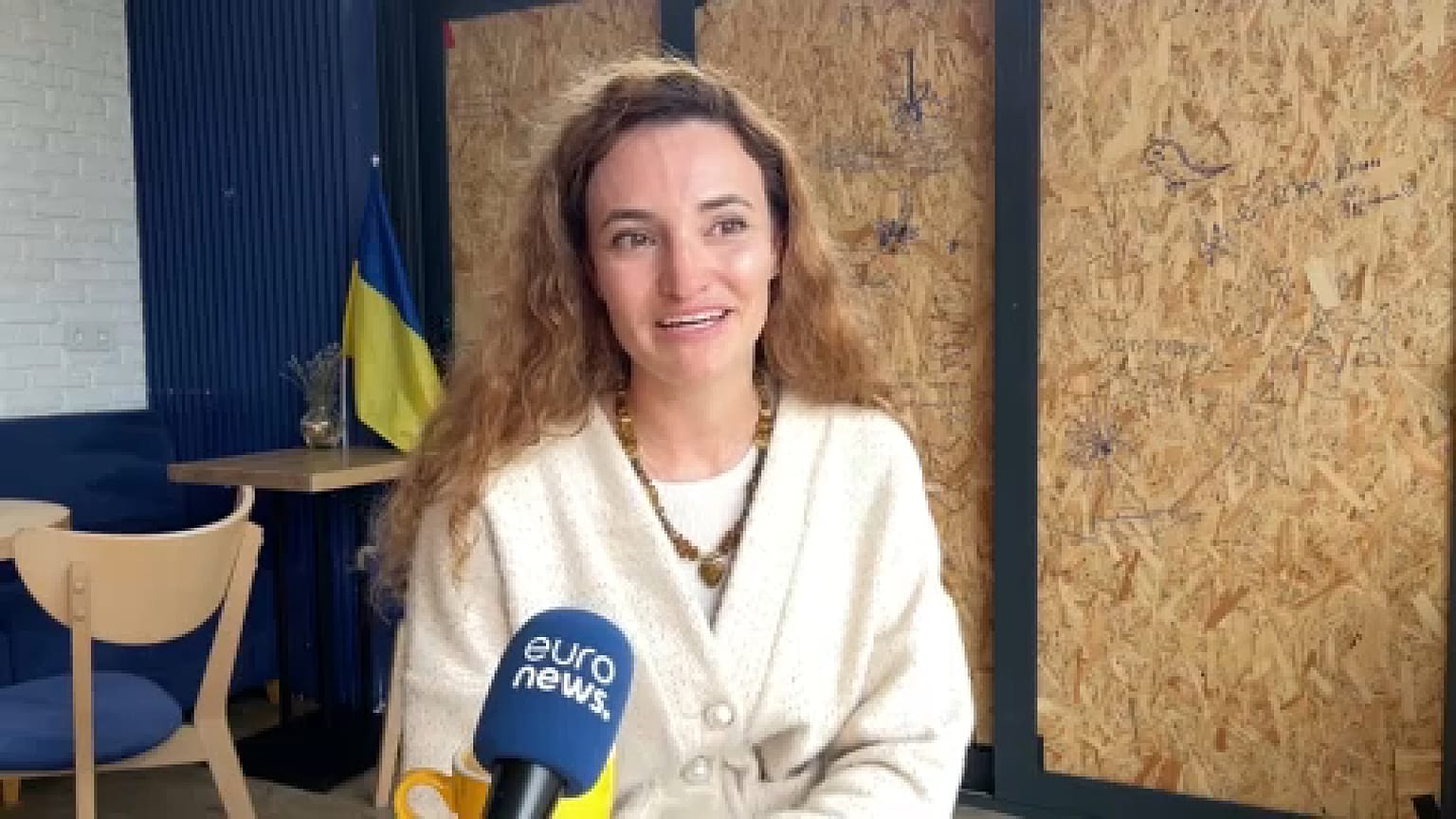 Julia ci racconta come rinasce la vita a Bucha. 