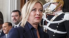 Siegreiche Postfaschistin Giorgia Meloni beim italienischen Staatspräsidenten