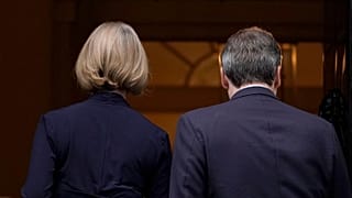 Liz Truss (solda) eşi Hugh O'Leary (sağda)