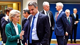 Ο Έλληνας πρωθυπουργός Κυριάκος Μητσοτάκης και η πρόεδρος της Κομισιόν Ούρσουλα φον ντερ Λάιεν