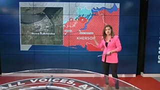 Sasha Vakulina, periodista de Euronews explicando la situación de la guerra en Ucrania