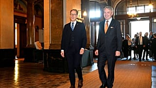 Billström, Finlandiya'nın başkenti Helsinki'de, Finlandiya Dışişleri Bakanı Pekka Haavisto ile görüştü