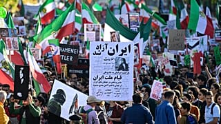 Un momento della manifestazione a Berlino. 80.000 i partecipanti stimati dalla polizia