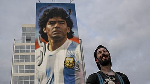 La fresque représentant Diego Maradona a été peinte par l'artiste Maxi Bagnasco.