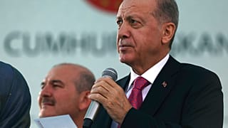 Erdogan quer direito ao uso do véu islâmico na Constituição