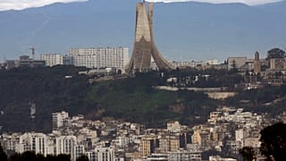مقام الشهيد بالعاصمة الجزائر. 