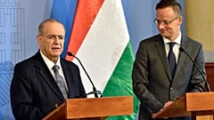 Οι υπουργοί Εξωτερικών Κύπρου και Ουγγαρίας (φωτογραφία αρχείου)