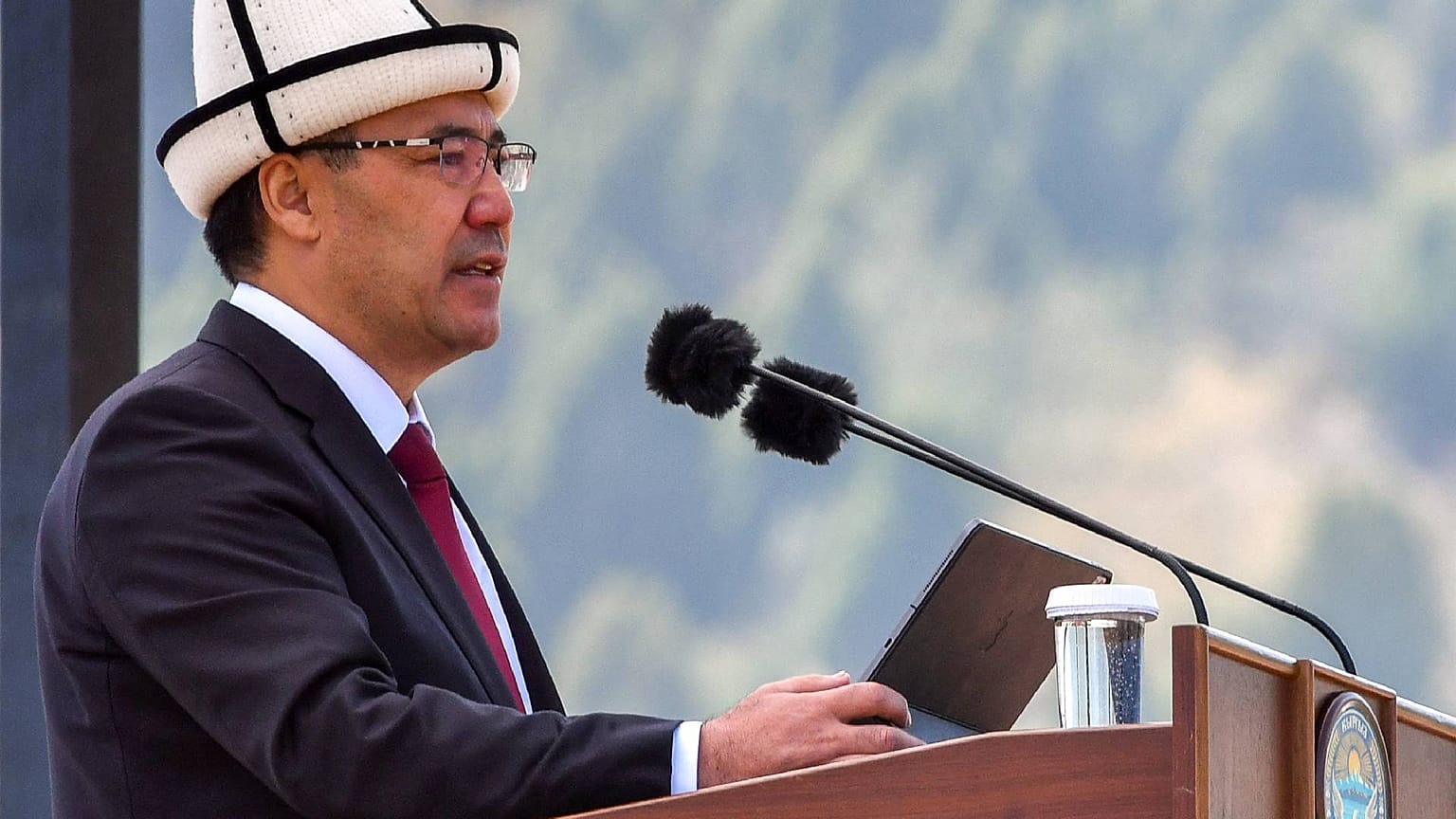 Kırgızistan Cumhurbaşkanı Sadır Japarov