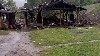 Разрушения после атаки на праздник в честь годовщины создания Организации независимости Качина 