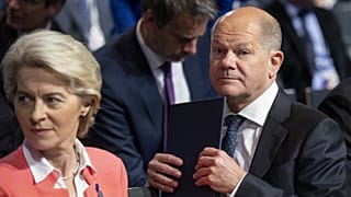 Az Európai Bizottság elnöke és a német kancellár a berlini konferencián