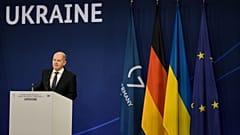 Deutschlands Bundeskanzler Olaf Scholz auf der Berliner Konferenz zum Wiederaufbau der Ukraine