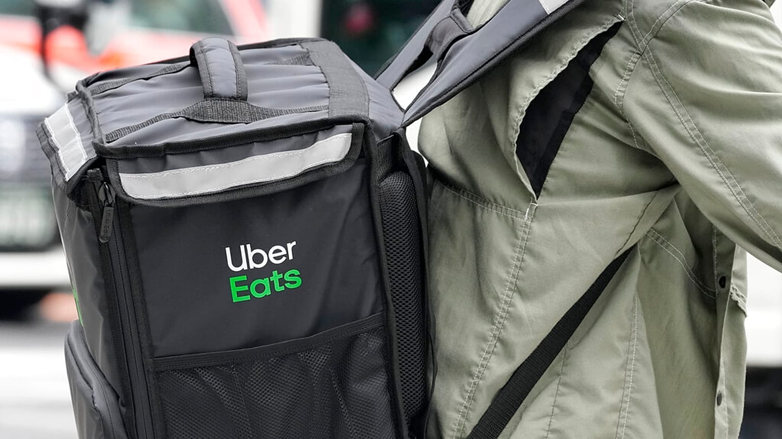 Um ex-funcionário da Uber que se tornou denunciante descreveu o método de pressão política