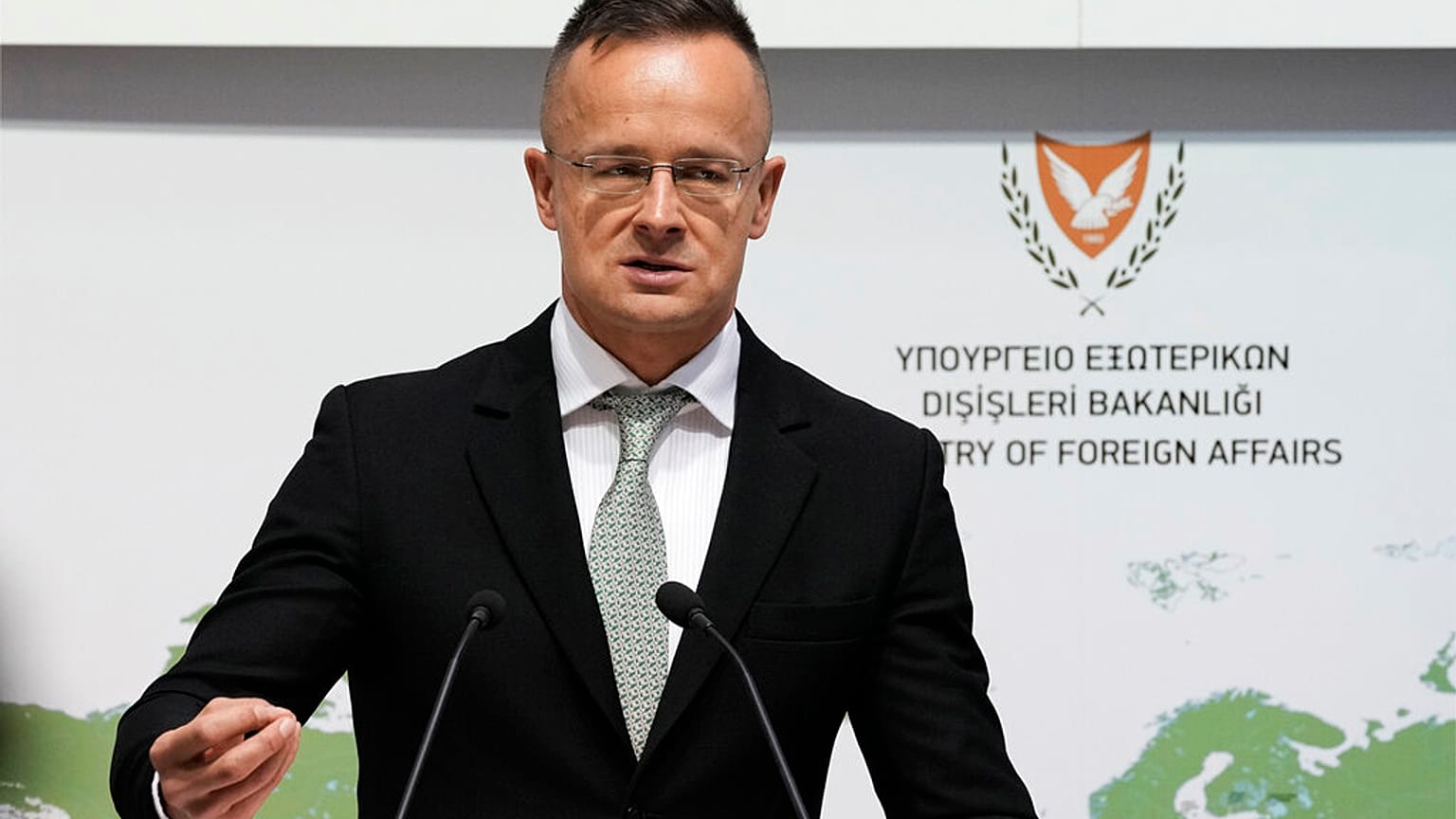 Szijjártó Péter október 24-én, Cipruson