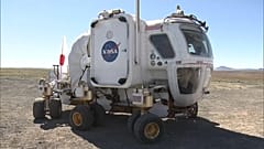 Прототип лунохода, созданный НАСА в рамках программы космических исследований "Артемис"