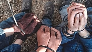 ΕΙΚΟΝΑ ΠΟΥ ΔΗΜΟΣΙΟΠΟΙΗΣΑΝ ΟΙ «ΓΙΑΤΡΟΙ ΧΩΡΙΣ ΣΥΝΟΡΑ»