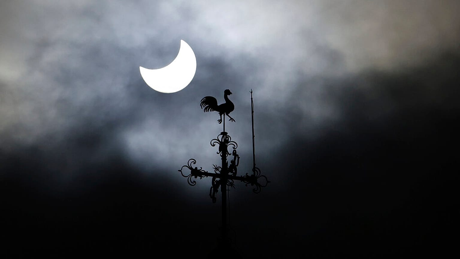 L'éclipse vue depuis Varsovie en Pologne (25/10/2022)
