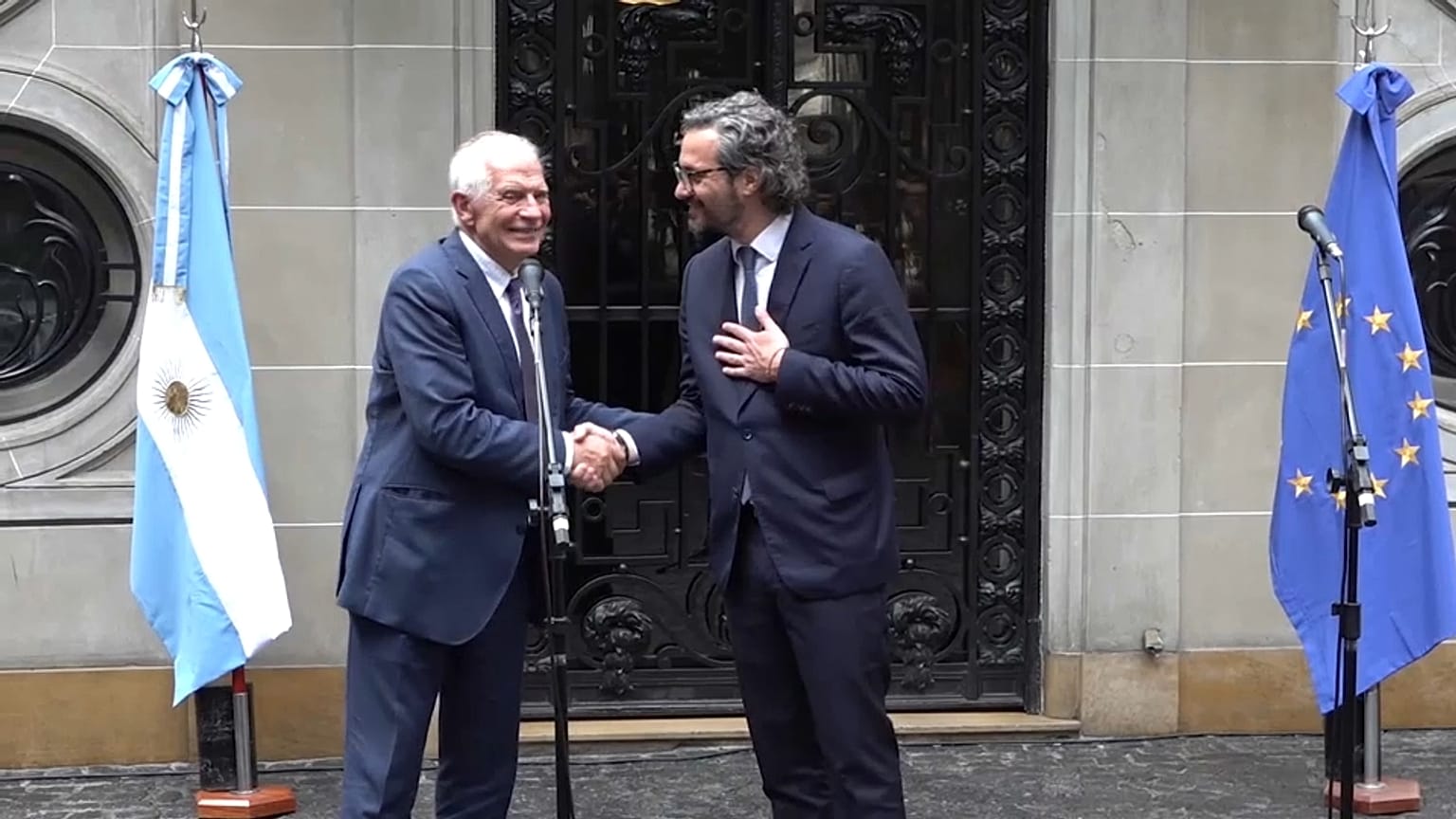 Josep Borrell y Santiago Cafiero