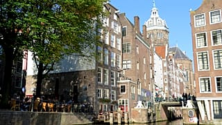 Chinesische "Polizeistationen" an den Amsterdamer Grachten? Peking weist die Vorwürfe zurück.