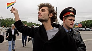 Задержание ЛГБТ-активиста в Москве. 2009 год
