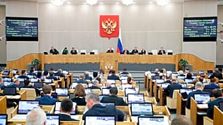 Die russischen Gesetzgeber haben einen Gesetzesentwurf vorläufig gebilligt, der strenge neue Beschränkungen für Aktivitäten zur Förderung von LGBTQ-Rechten im Land vorsieht