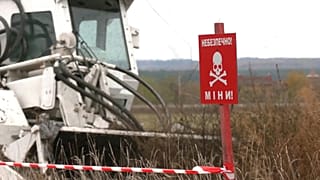 Mine-sweeping in Ukraine