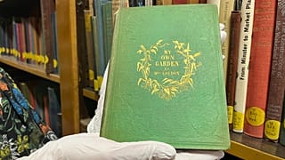 Leeds Merkez Kütüphanesi'nde arsenikle renklendirilmiş "zehirli" bir kitap bulundu