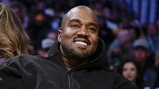 Kanye West egy NBA kosárlabda-meccsen
