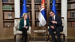 Presidente sérvio e presidente da Comissão Europeia em Belgrado