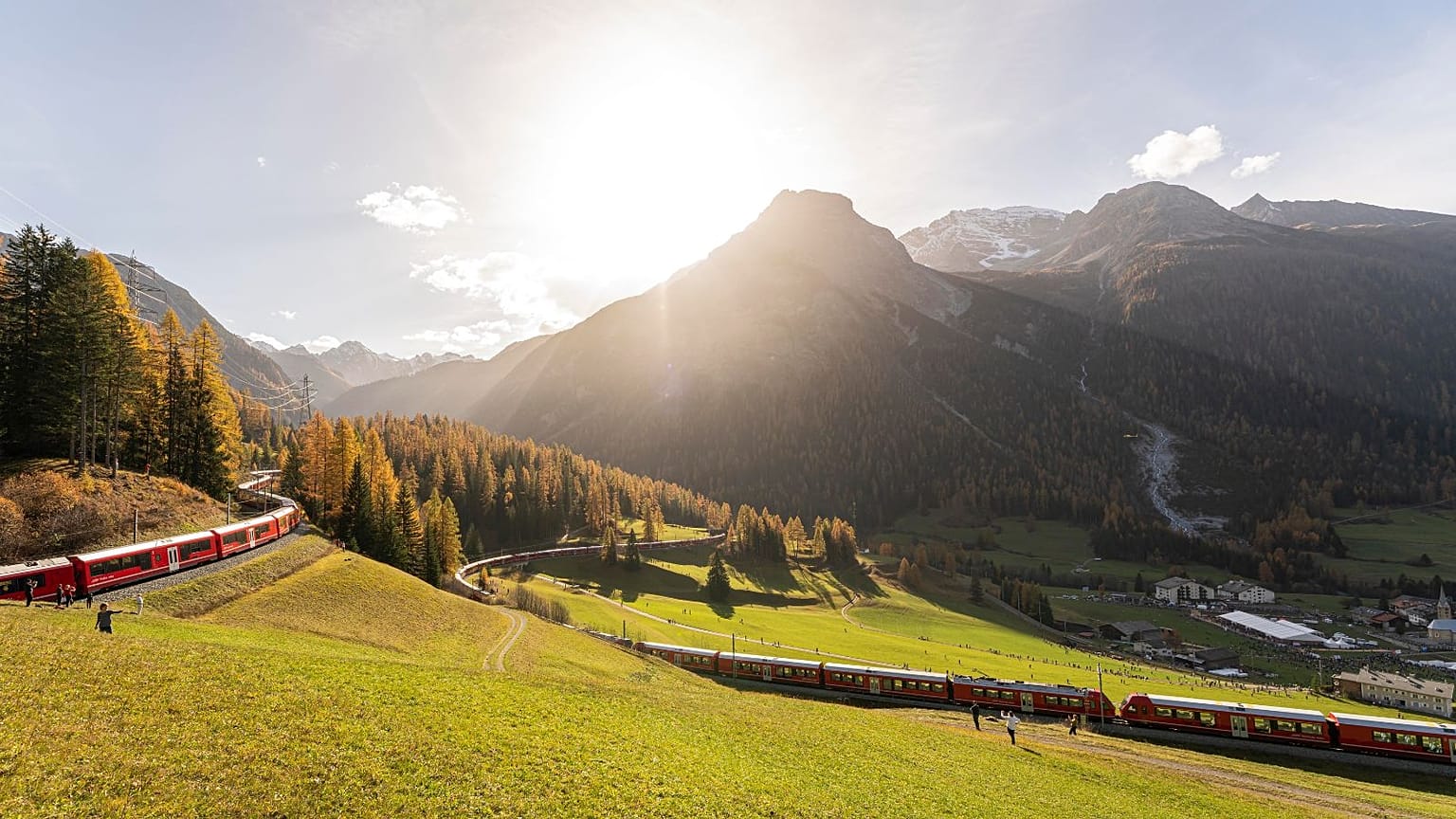 The world record journey encompassed over 48 bridges and 22 tunnels.
