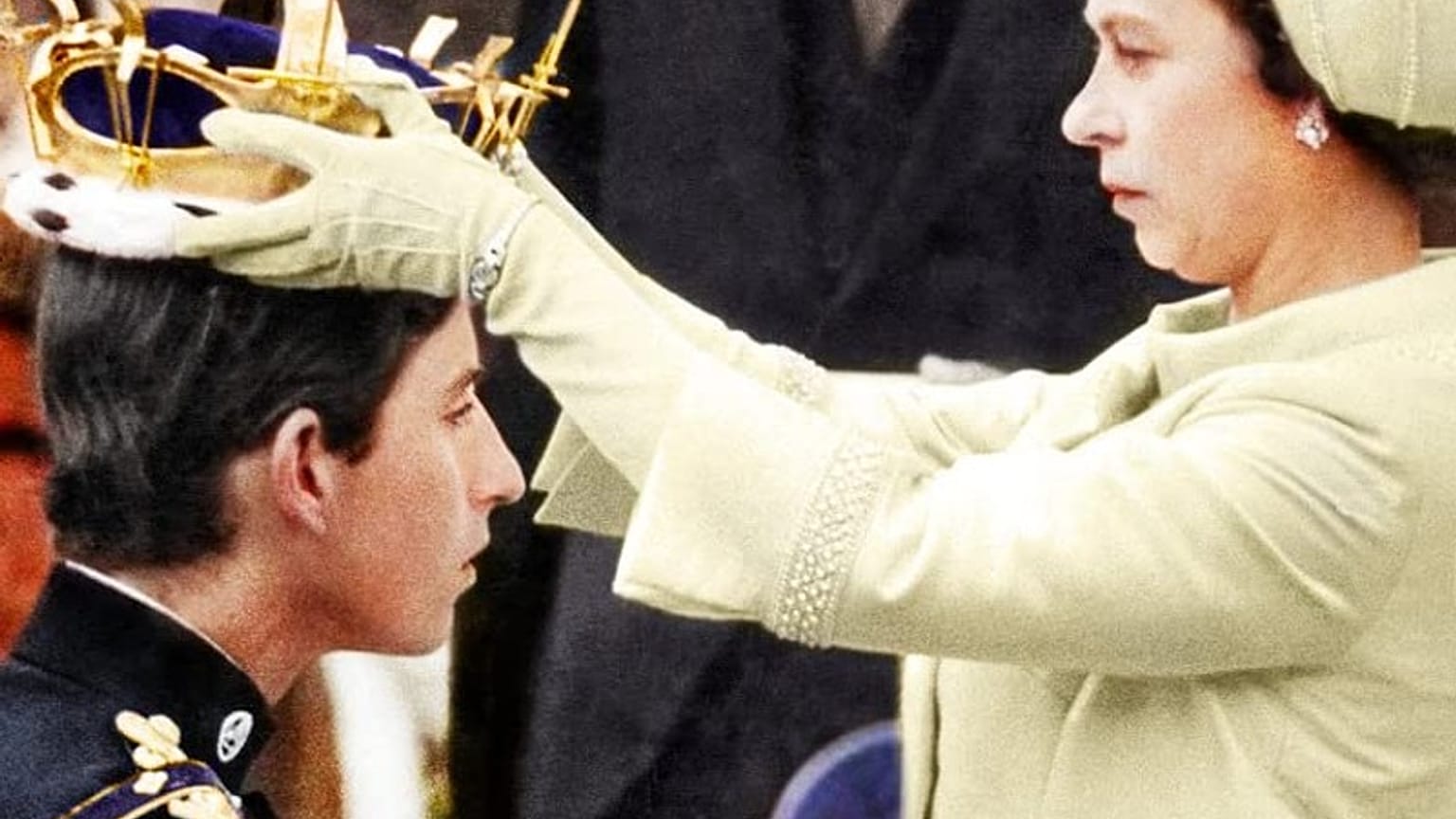 Philip Kyle's first French biography of King Charles III