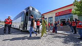 Yılbaşından bu yana düzenlenen charter seferi ve tarifeli uçuşlarla toplam 55 bin 502 Afganistan vatandaşı geri gönderildi