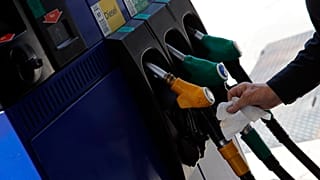 Дизельное топливо широко используют транспортные компании, поэтому цена на него влияет практически на всё остальное