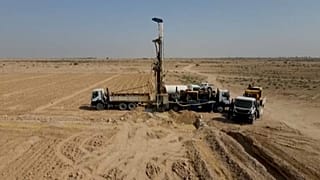 يواجه العراق ارتفاعاً كبيراً بدرجات الحرارة ونقصاً في المياه.