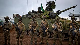 Litvanya'daki bir NATO tatbikatında görev alan Norveç ordusuna bağlı askerler