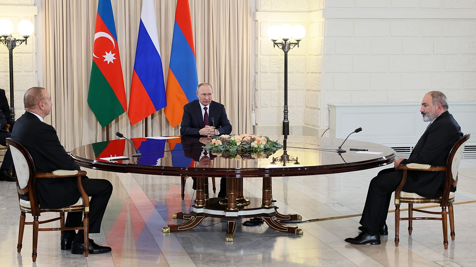 Встреча Владимира Путина, Никола Пашиняна и Ильхама Алиева в Сочи