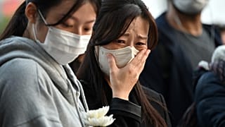 Trotz eindeutiger Warnungen, hat die Polizei in Südkorea nicht genug getan, um die Massenpanik zu verhindern, bei der mindestens 156 Menschen ums Leben kamen.